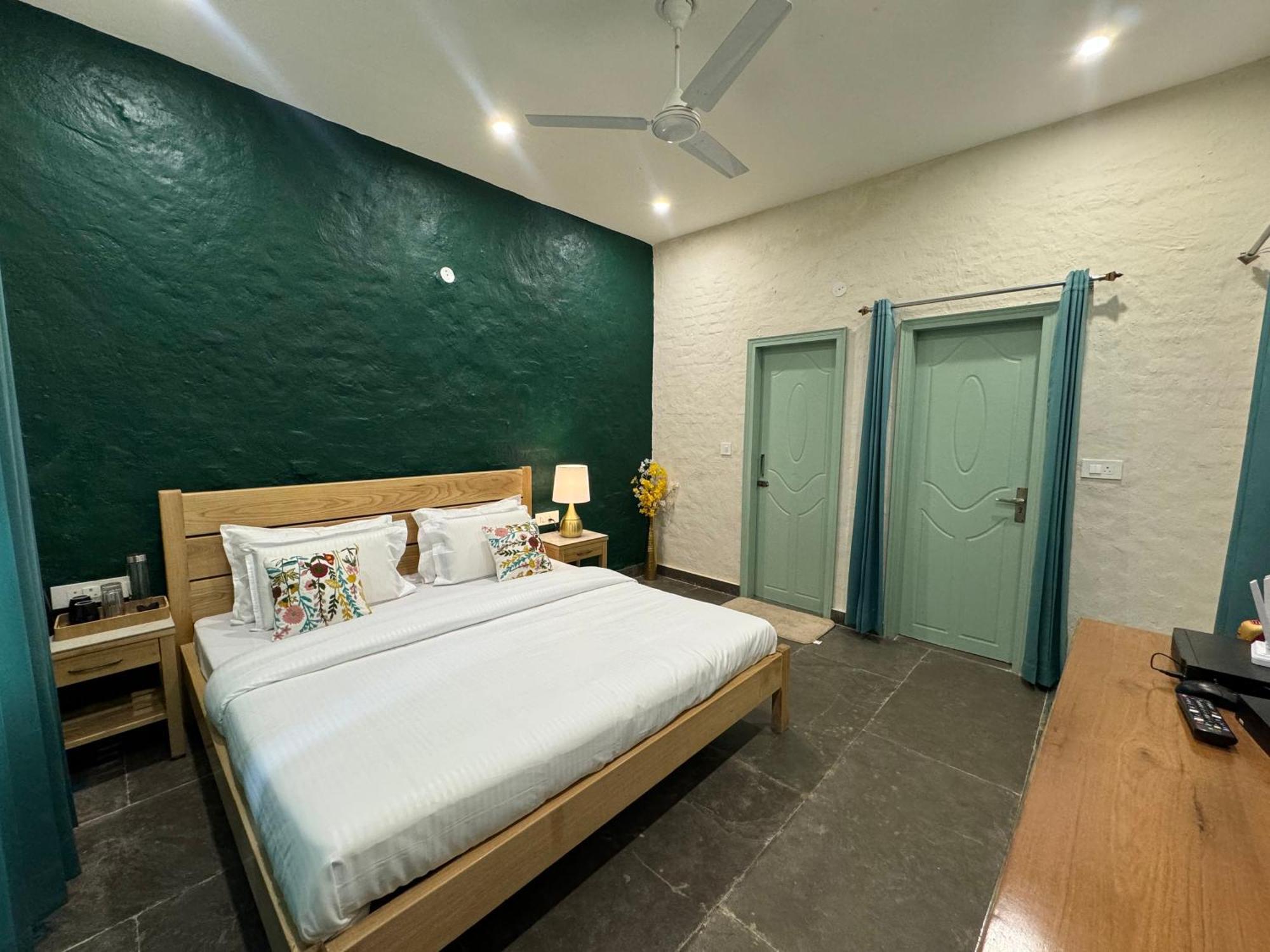 Cliff House, 3Br Lux Farmhouse 2Km To Rajpur Road Dehradun Exterior photo
